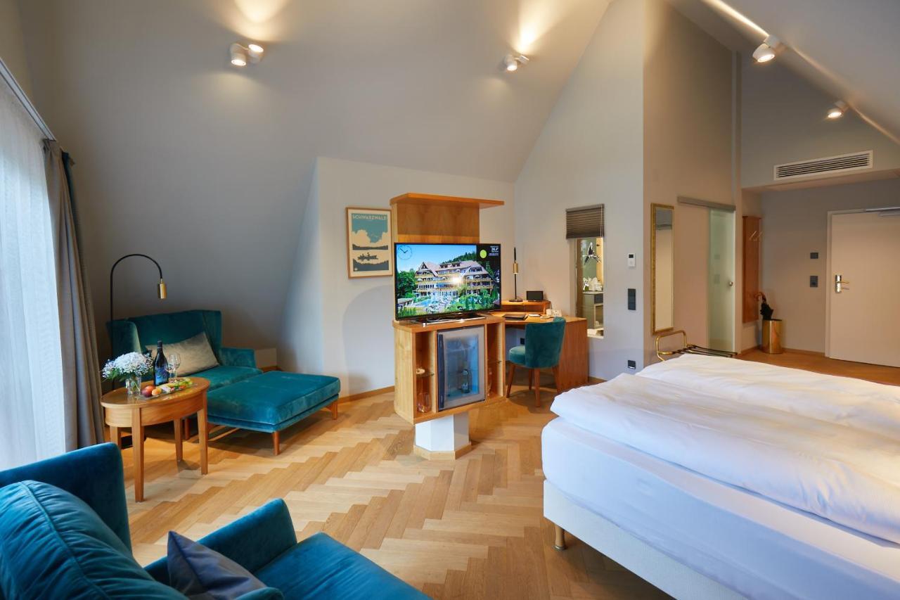 Erfurths Bergfried Ferien & Wellnesshotel Hinterzarten Exteriör bild