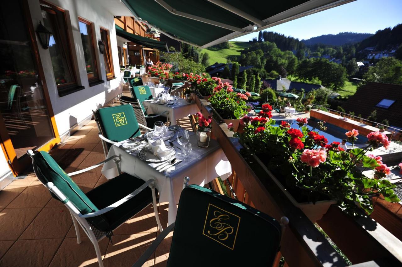 Erfurths Bergfried Ferien & Wellnesshotel Hinterzarten Exteriör bild